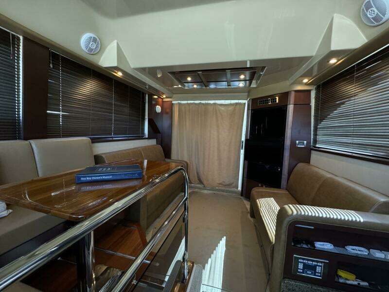 2007 Sea Ray 36 Sedan Bridge