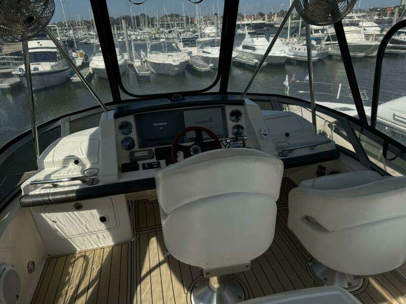 2007 Sea Ray 36 Sedan Bridge