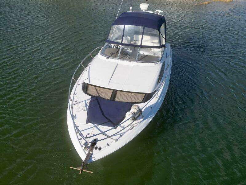 2006 Regal 3360 Window Express