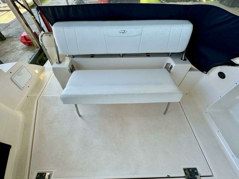 2006 Regal 3360 Window Express