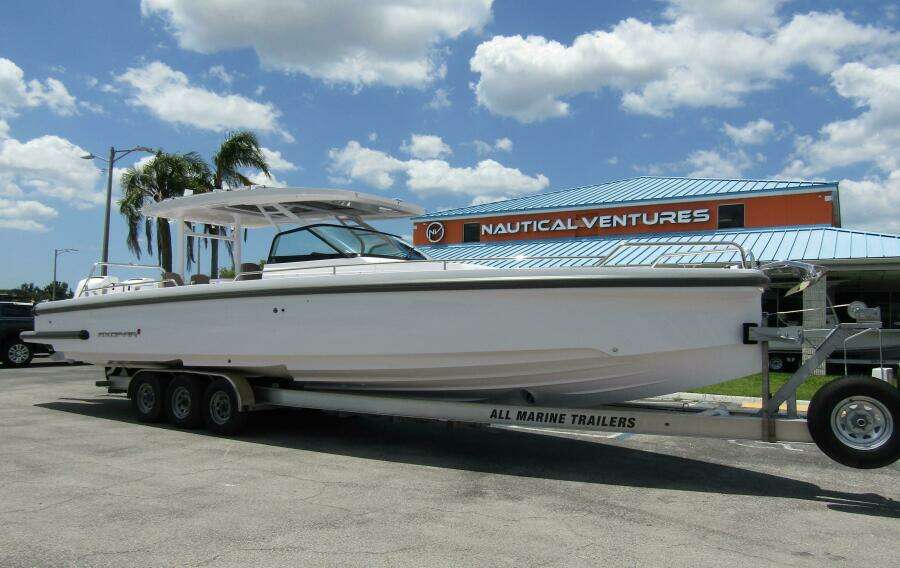 2024 Axopar 37 Sun Top