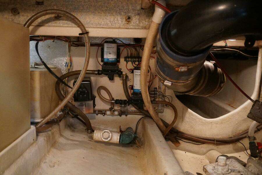 2005 Custom Michael Fritz 34' Pilothouse