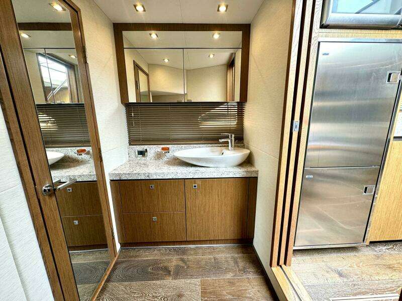 2017 Sea Ray 510 Sundancer