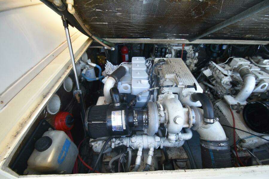 1999 Carolina Classic 28 Express