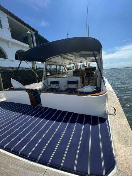 1991 Black Watch 36 Express