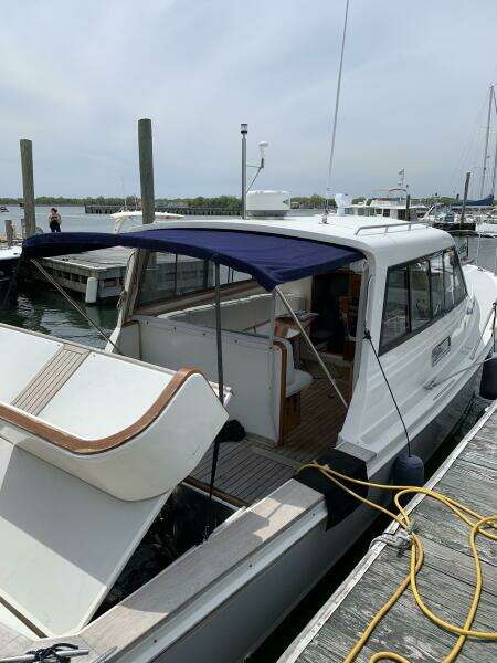 1991 Black Watch 36 Express