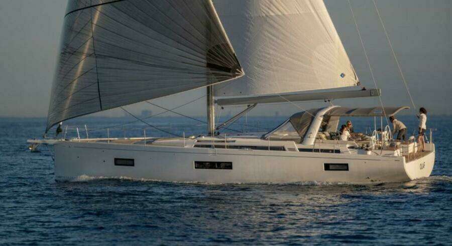 2025 Beneteau Oceanis Yacht 54