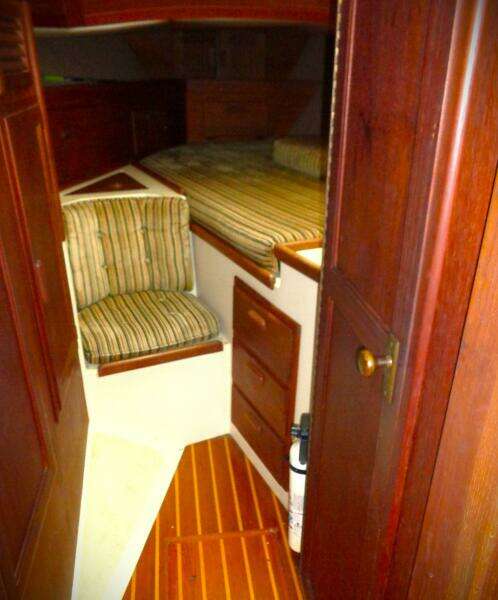 1983 Pacific Seacraft 37
