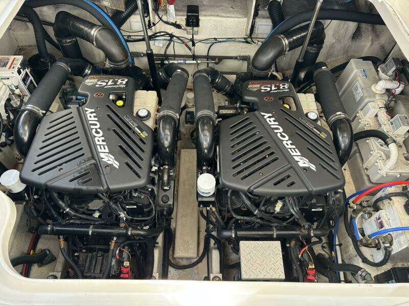 2009 Sea Ray SUNDANCER 350