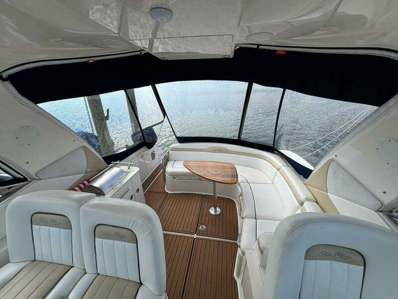 2009 Sea Ray SUNDANCER 350