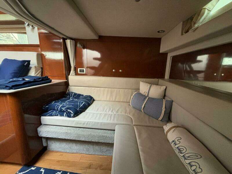 2009 Sea Ray SUNDANCER 350