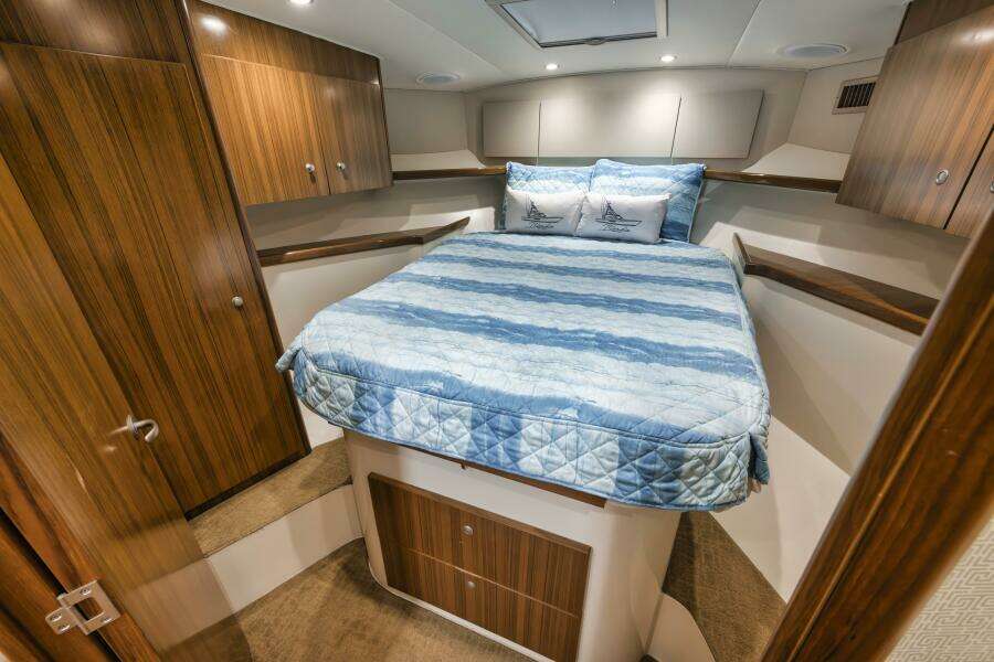 2012 Viking 42 Open