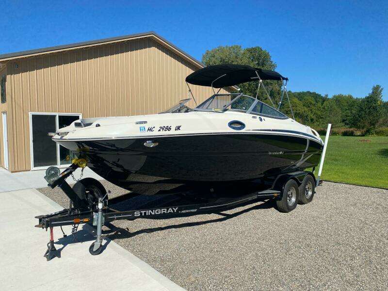 2017 Stingray 21 Stingray