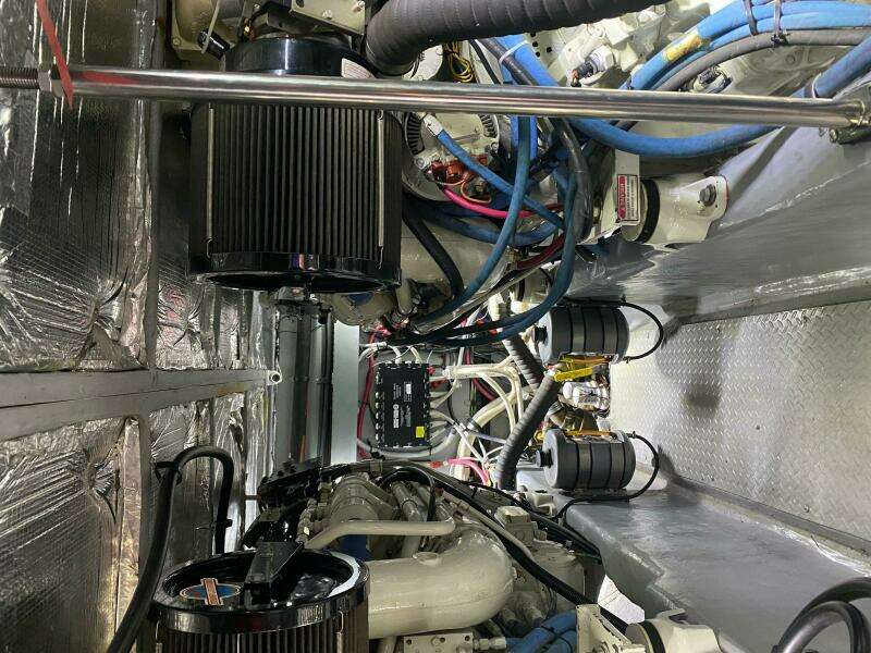 1998 Sea Ray 480 Sedan Bridge