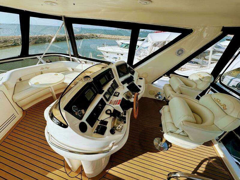 1998 Sea Ray 480 Sedan Bridge