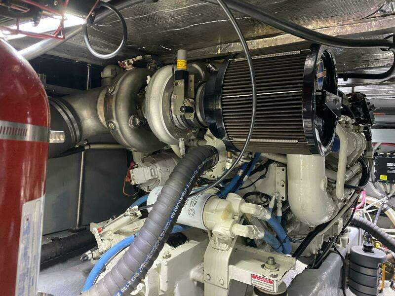 1998 Sea Ray 480 Sedan Bridge