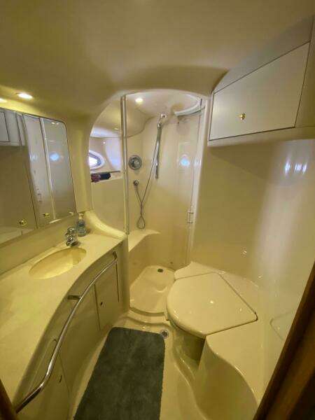 1998 Sea Ray 480 Sedan Bridge