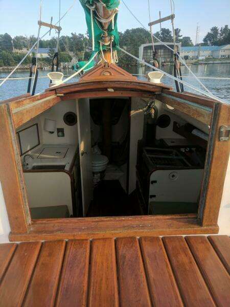 QQ Cabin from companionway
