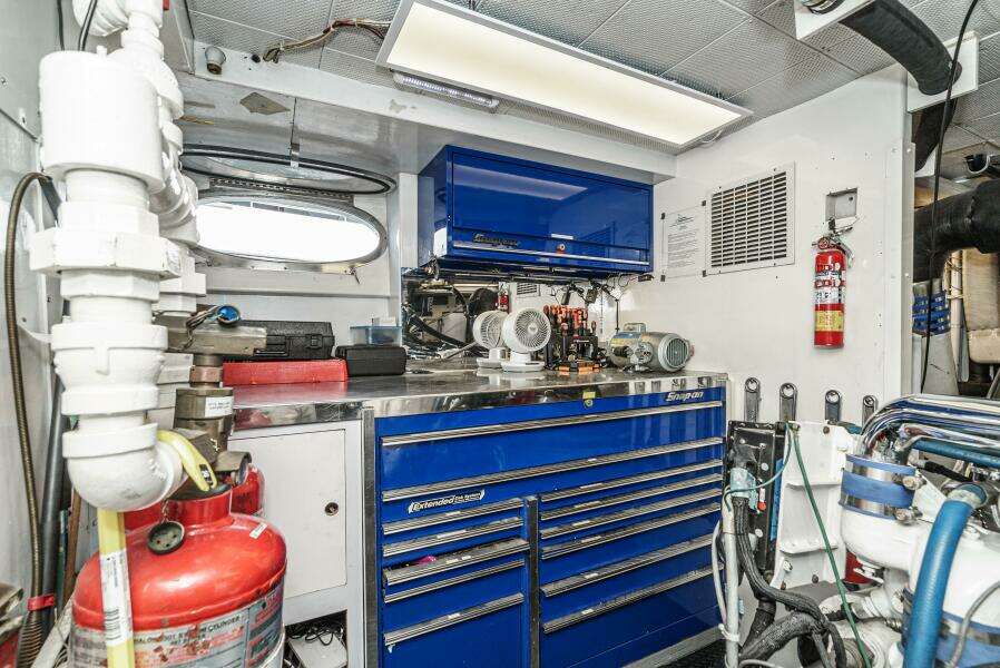 1992 Barattucci Yacht Fisher