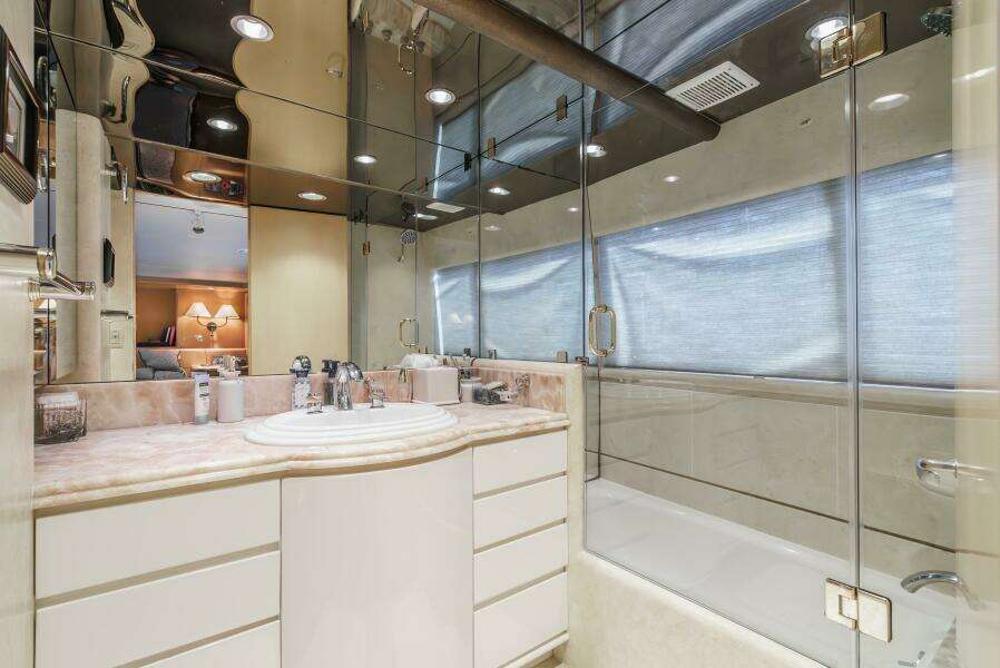 1992 Barattucci Yacht Fisher