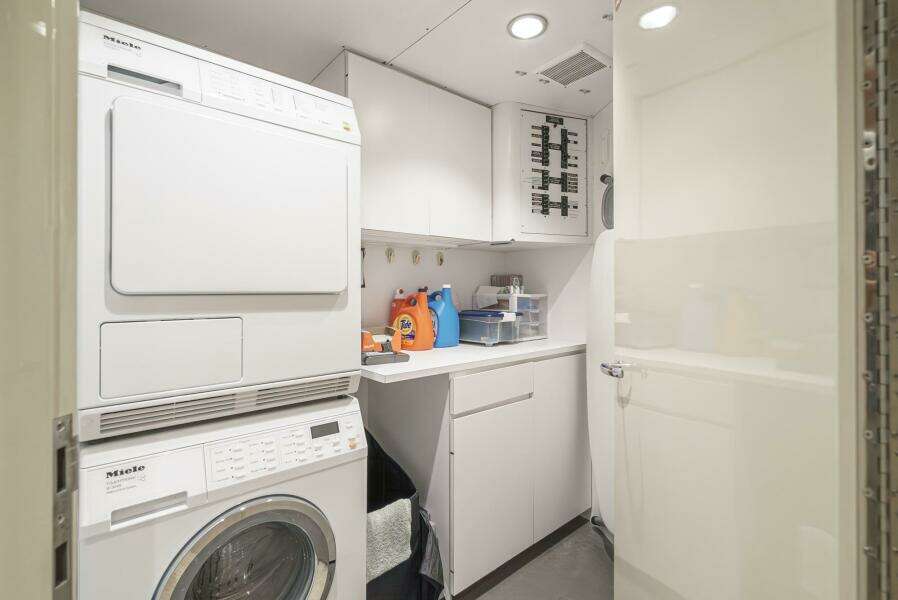 1992 Barattucci Yacht Fisher