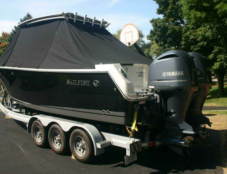 2017 Sailfish 290 Center Console