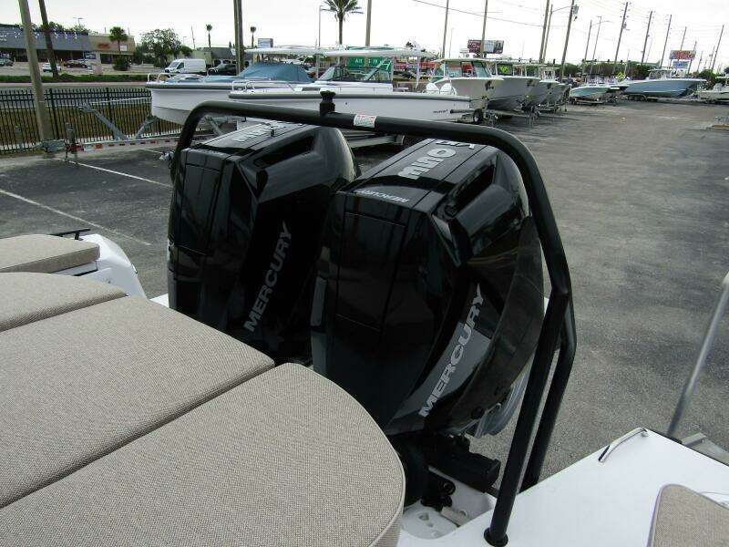 2024 Axopar 37 Sun Top