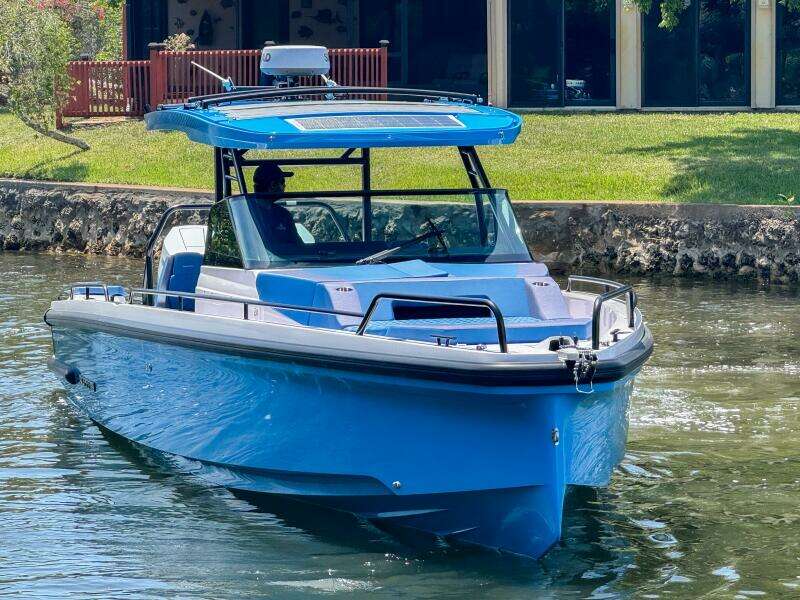 2025 Axopar 37 Sun Top BRABUS Trim