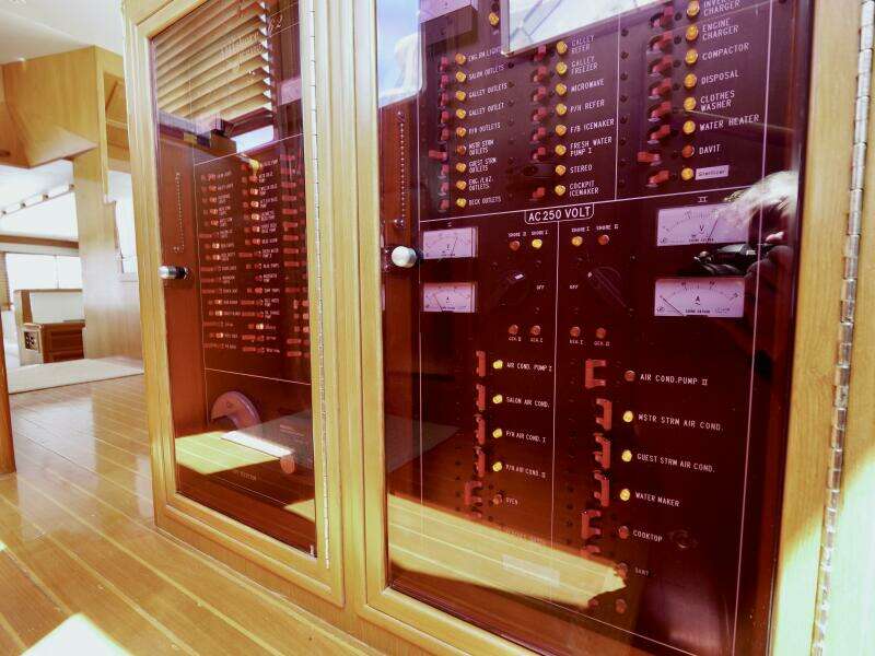 2000 Offshore 62 PH - LA CALMA III