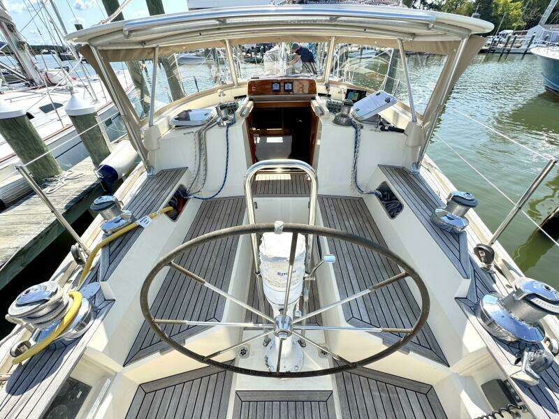 1999 Bowman 48 Aft Cockpit