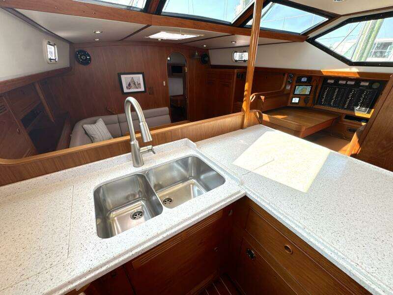 1999 Bowman 48 Aft Cockpit