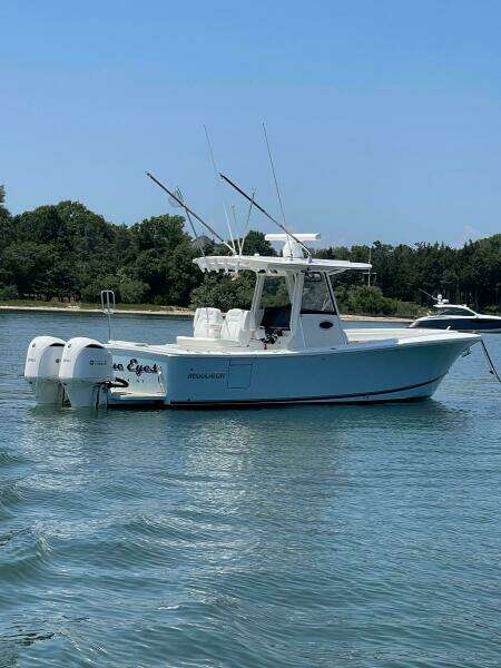 2020 Regulator 31 FS with Mezz