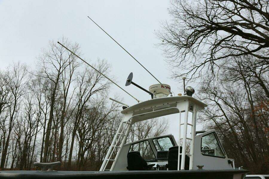 2002 SeaArk 25 V Commander SAMA 365