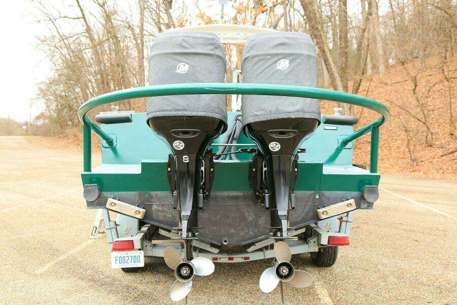 2002 SeaArk 25 V Commander SAMA 365