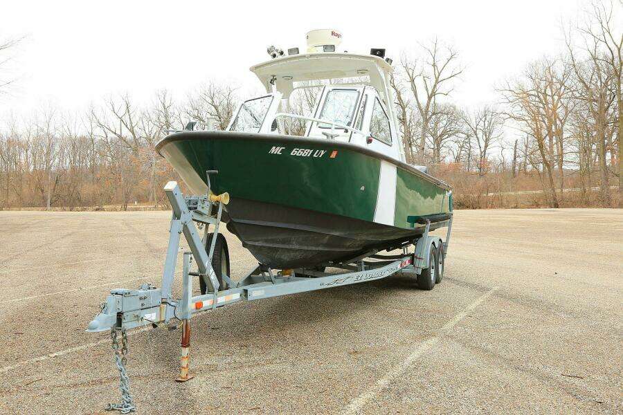 2002 SeaArk 25 V Commander SAMA 365