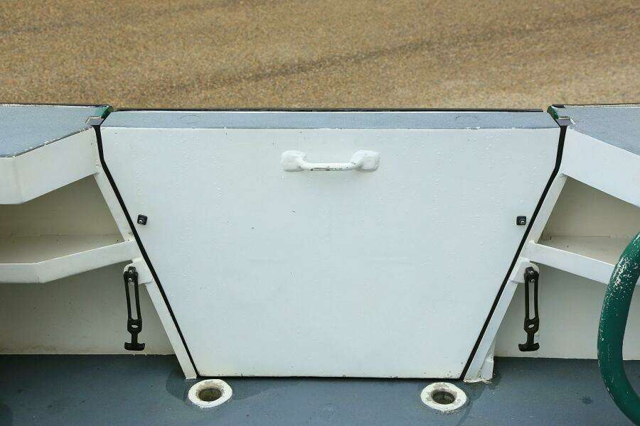 2002 SeaArk 25 V Commander SAMA 365