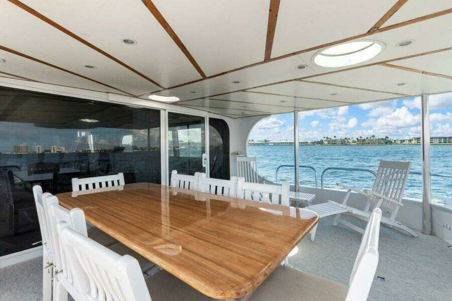 Broward 110 Envision - Aft Deck