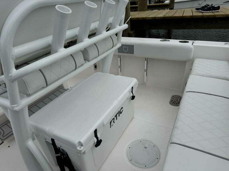 2025 Sea Fox 228 Commander