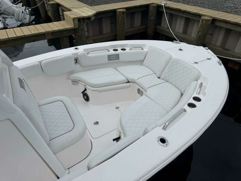 2025 Sea Fox 228 Commander