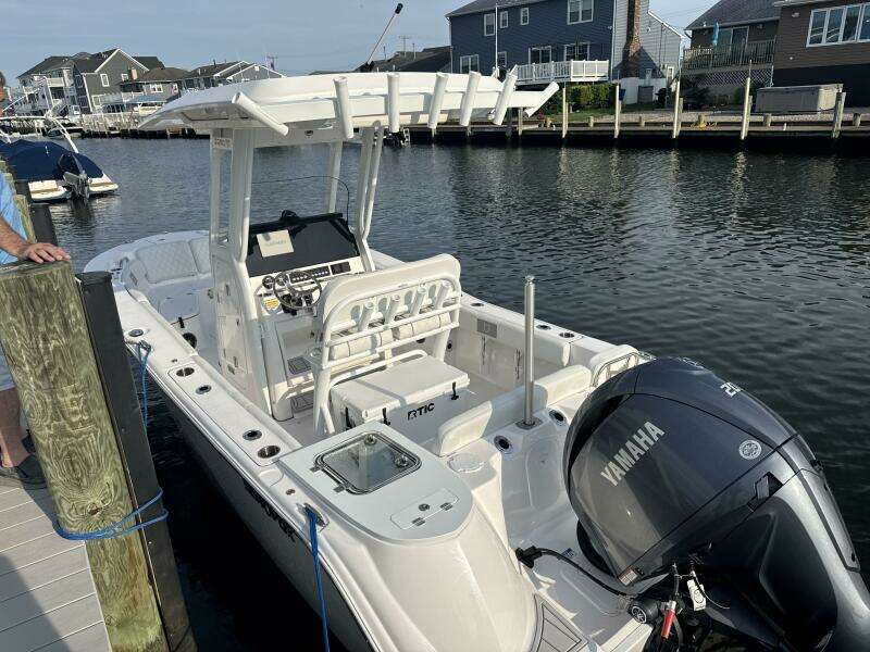 2025 Sea Fox 228 Commander