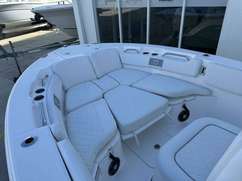 2025 Sea Fox 228 Commander