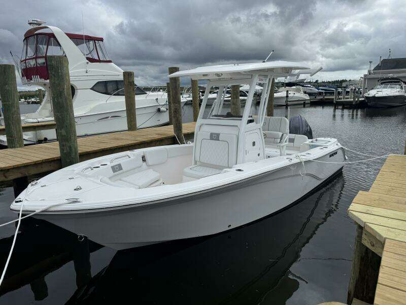 2025 Sea Fox 228 Commander