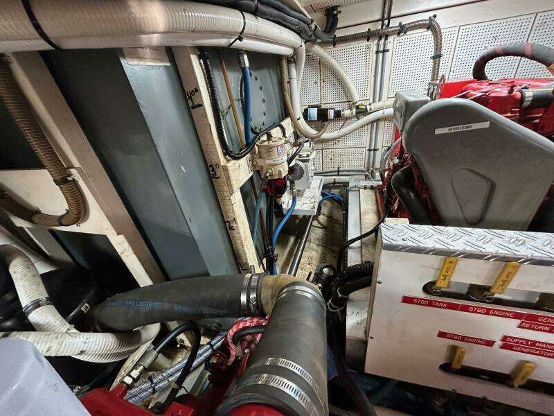 1986 Grand Banks Classic