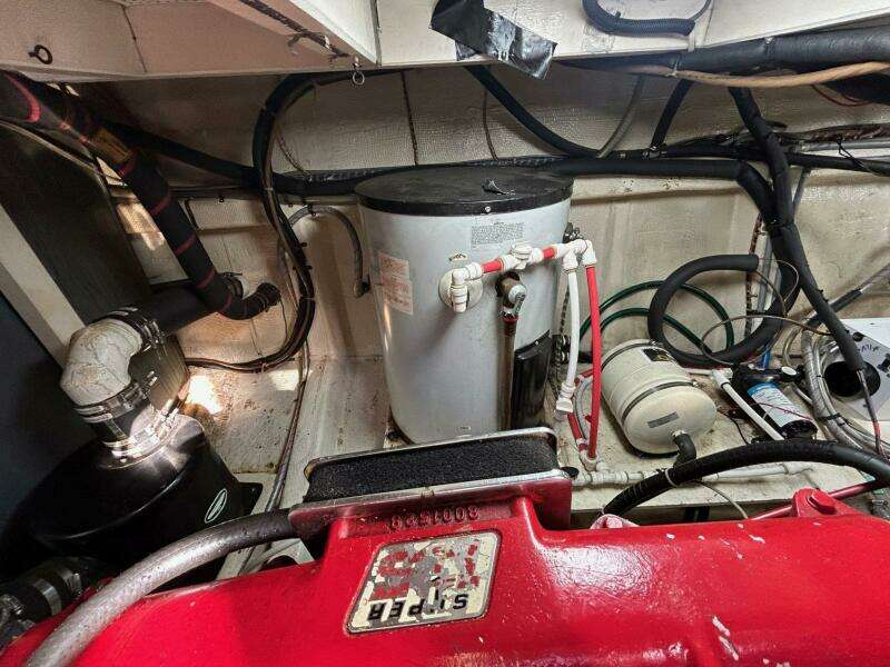 1986 Grand Banks Classic