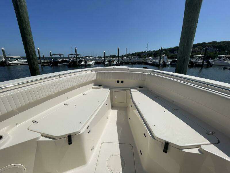 2014 Grady-White 306 Canyon