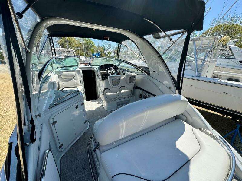 2020 Crownline 264CR