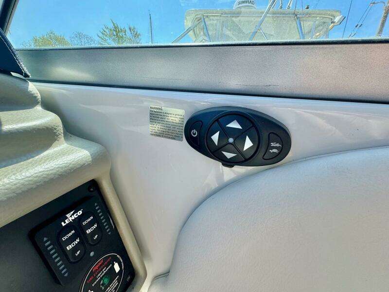 2020 Crownline 264CR