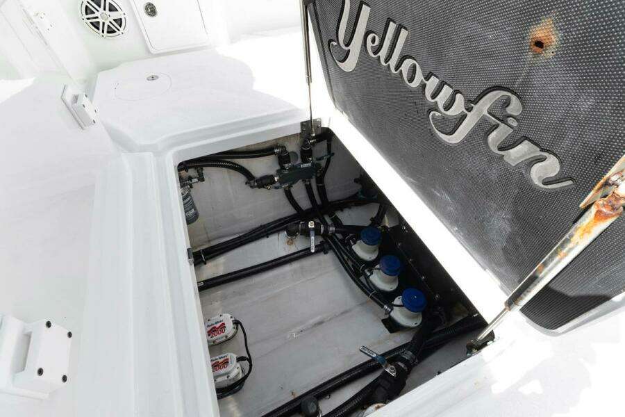 2020 Yellowfin Center Console