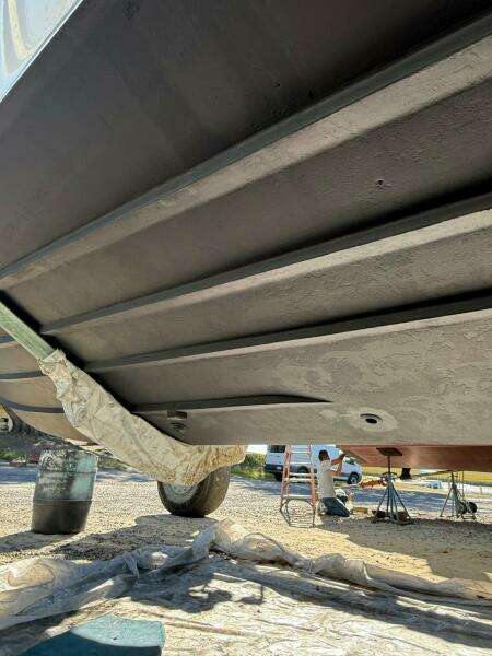 Bertram 31 Viajero- Bottom Paint 