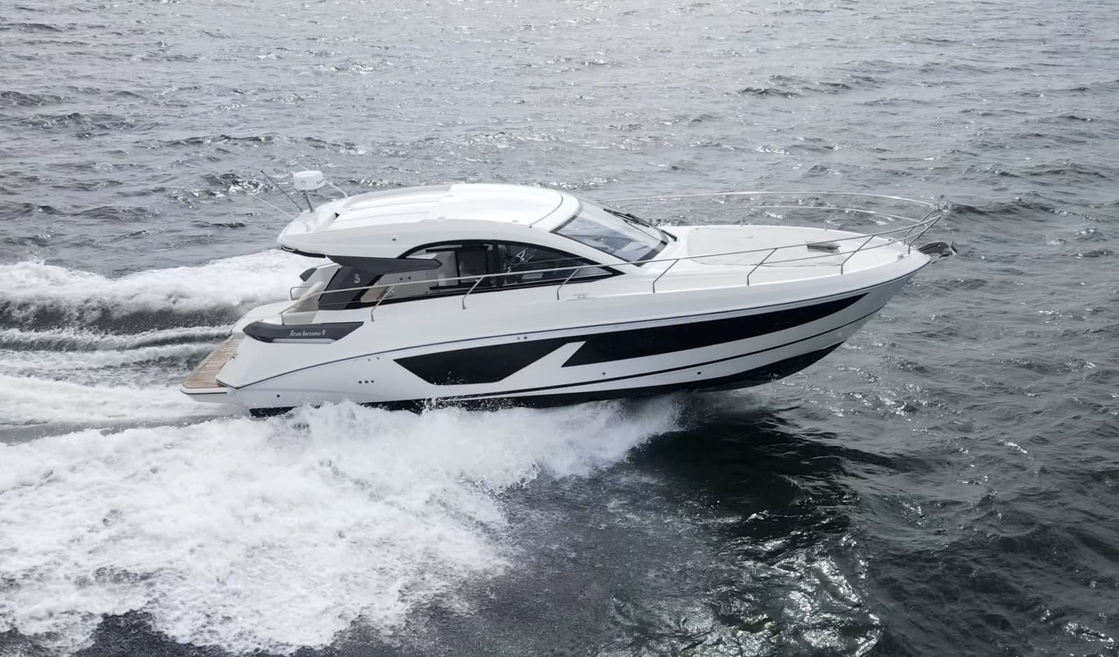 2022 Beneteau 41 Grand Turismo War Downs Eagle Running Shot (7)
